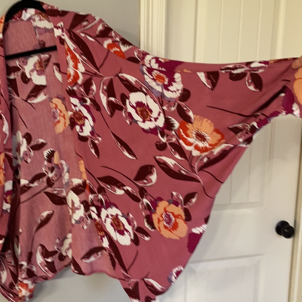 Floral print kimono - Picture 2 of 3
